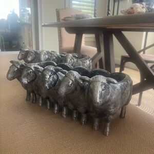 One Resin Sheep Planter -1 New SOLD OUT ❌